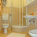 شقة Radic *