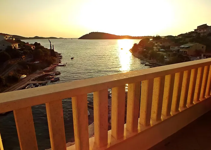 Radic * Rogoznica (Sibenik-Knin)